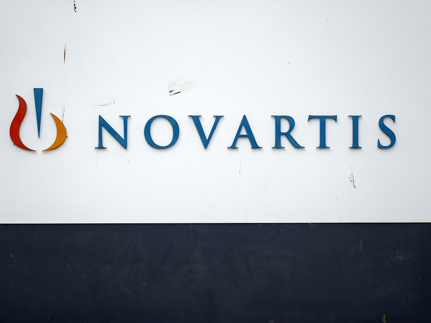 Novartis raises its forecast again after a strong start to the year